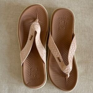 Kuailu Womens Flip Flops Ladies Yoga Mat Comfortable Walking Thong Sandals